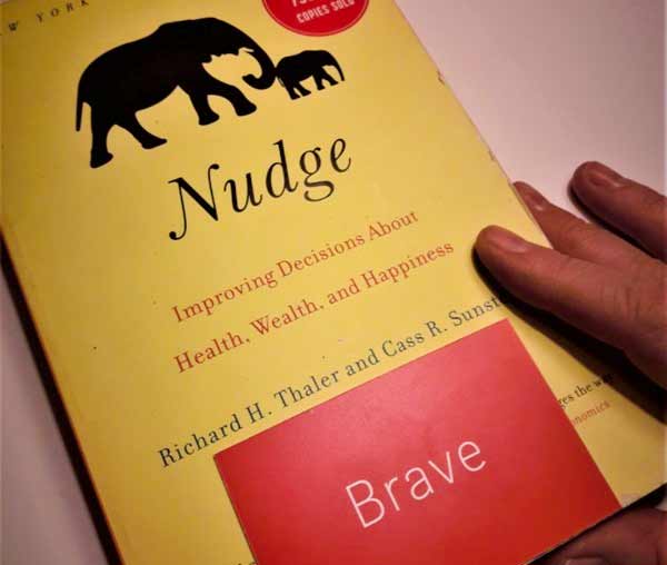 Bogen Nudge af Richard Thaler og Sunstein